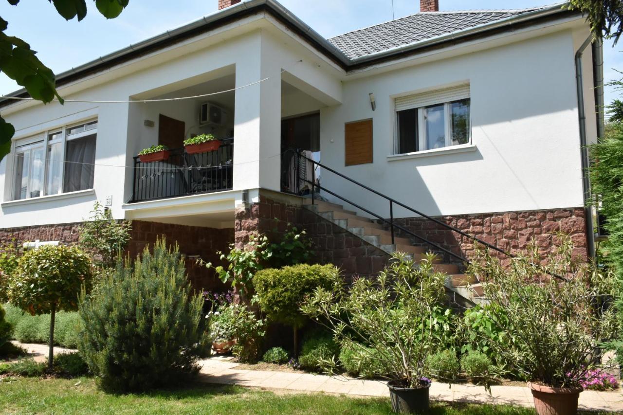 Levendula Apartmanhaz Badacsonytomaj Exterior foto