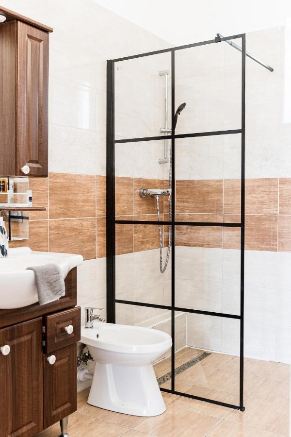 Levendula Apartmanhaz Badacsonytomaj Exterior foto